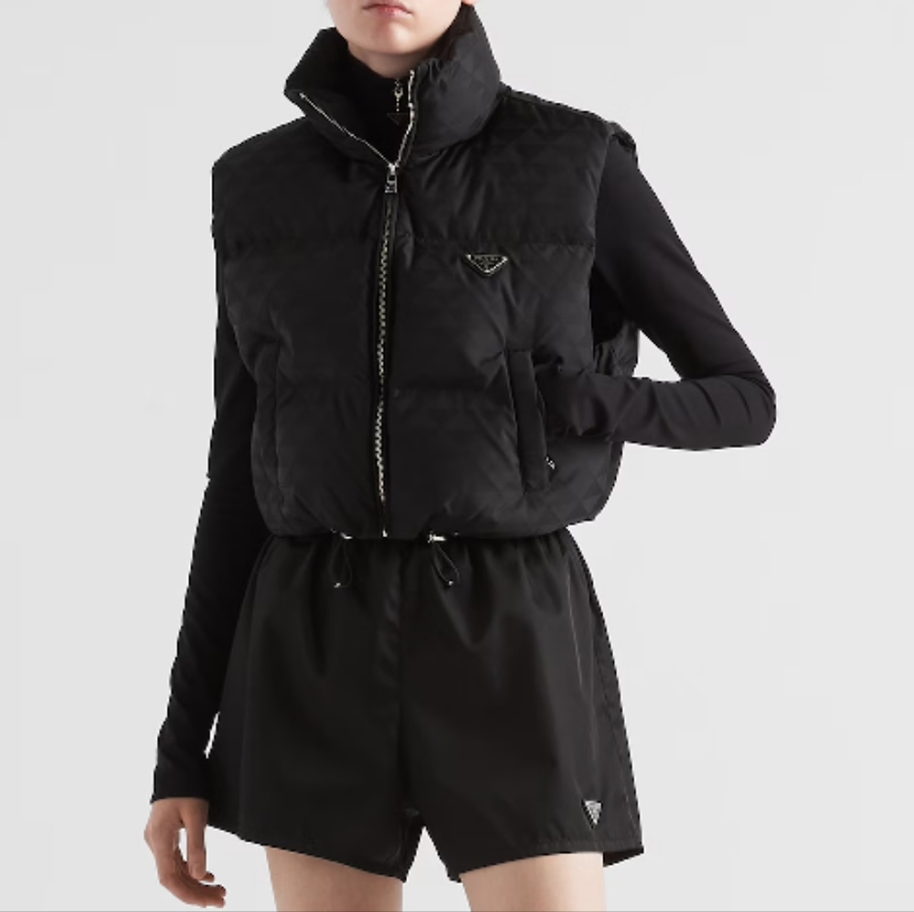 Prada Down Vest 36/S - Picture 7 of 8